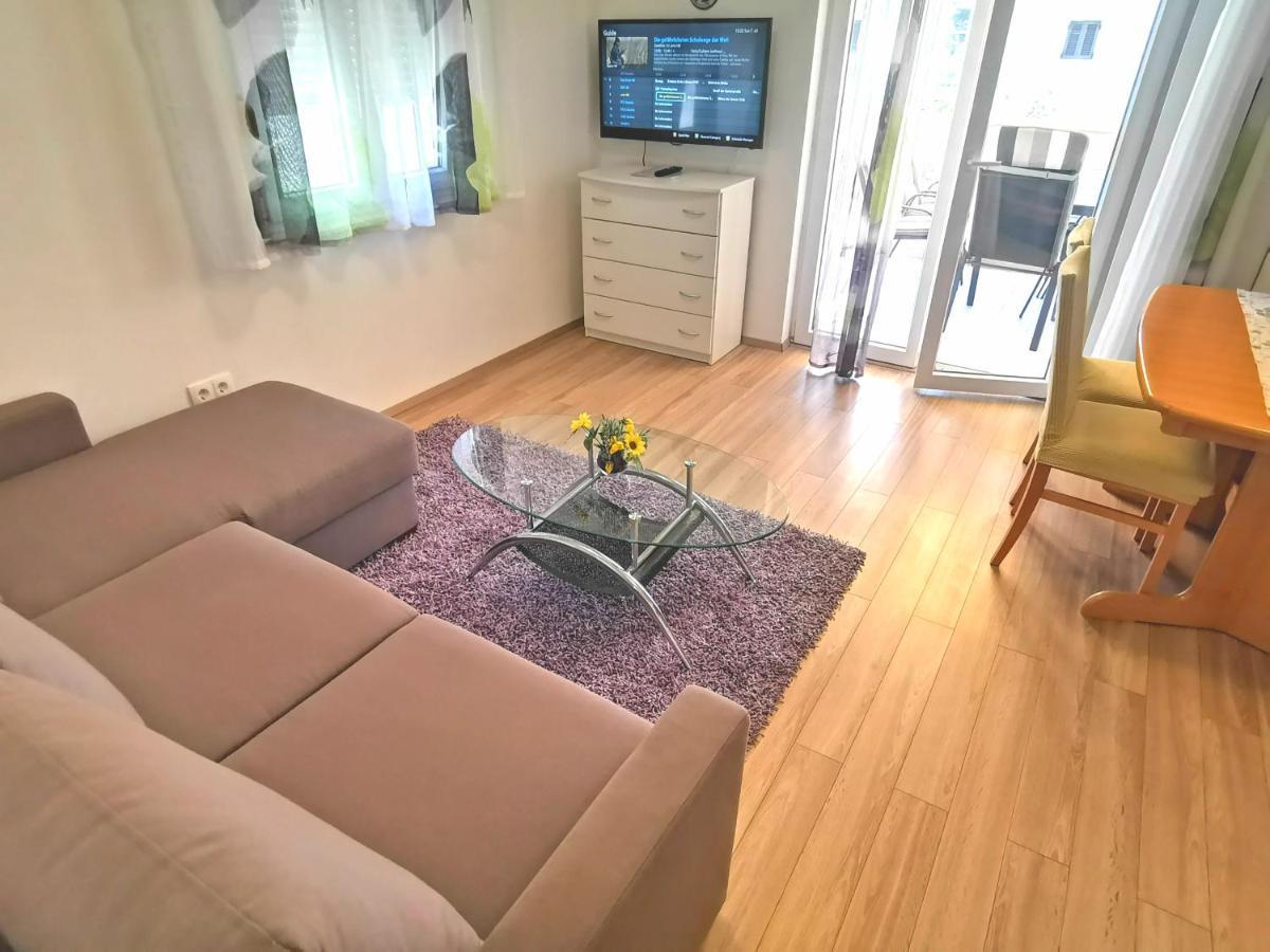Vila Vodice Eksteriør bilde